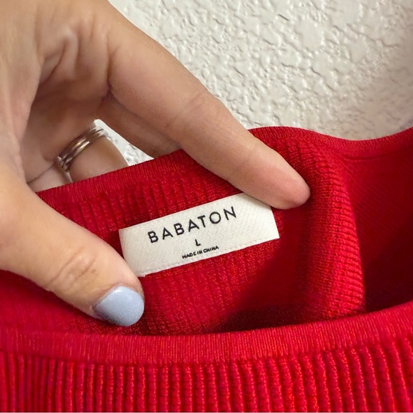 Babaton Sculpt Knit Squareneck Cropped Tank Red Size L - Picture 3 of 3